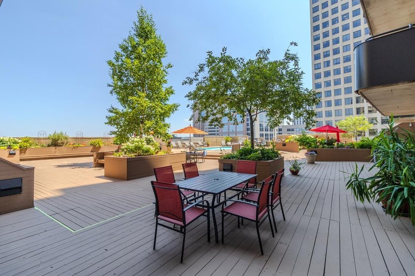 Soaring above the city on the 23rd floor, this refined 2-bedroom - photo 35