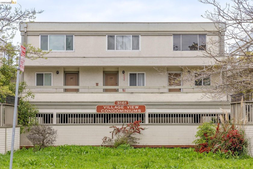Live big in the Hilltop area of Richmond with this comfortable - photo 23