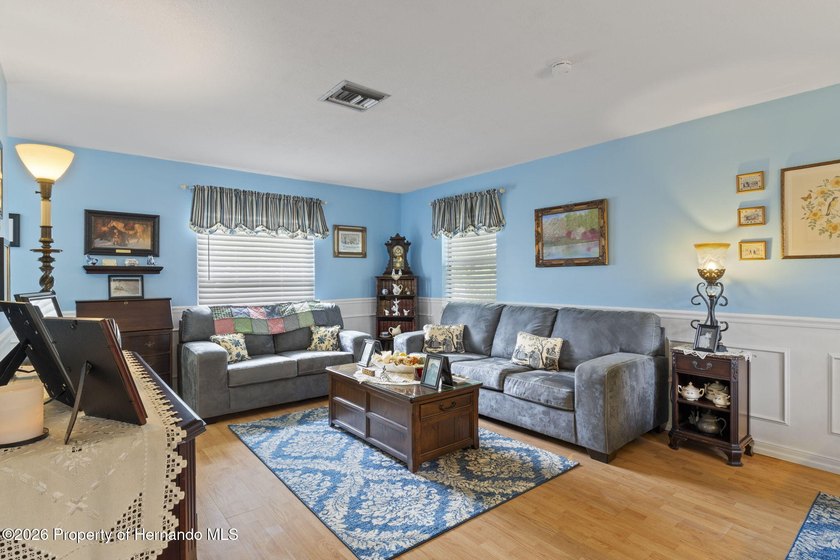 3/2/2 Home - NO HOA - NOT IN A FLOOD ZONE - BEAUTIFULLY - photo 7
