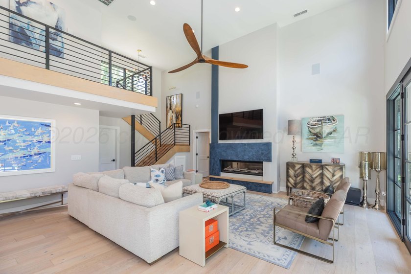 Welcome to 116 Bay Rock Circle, where everyday living feels like - photo 22