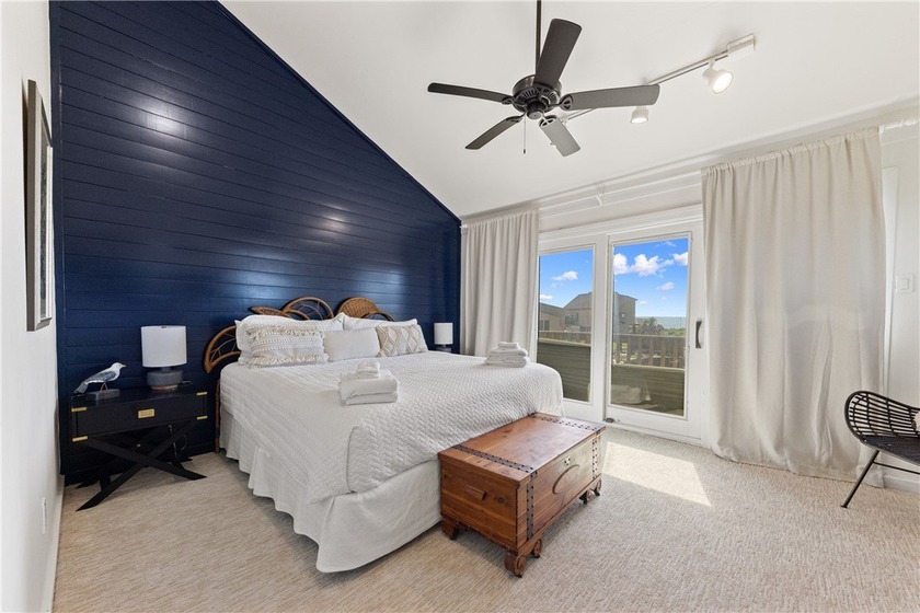 Experience the epitome of coastal luxury living with - photo 10