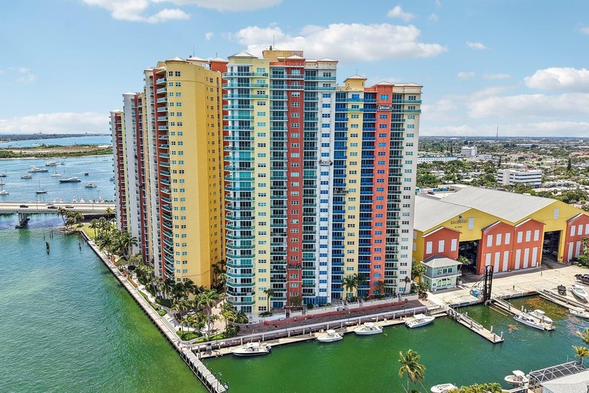 Breathtaking Intracoastal &amp; ocean views from this updated - photo 32