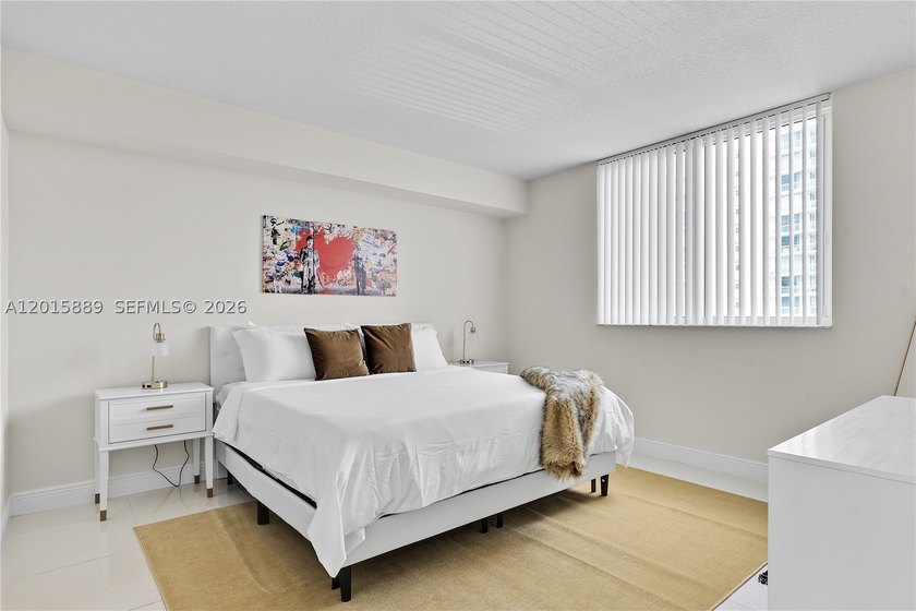 Discover the perfect blend of luxury, comfort, and convenience - photo 14