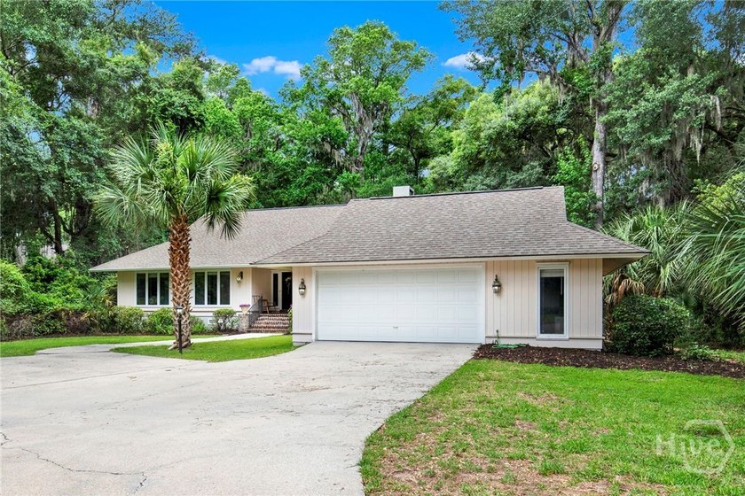 This 4-bedroom, 2.5-bath home offers approximately 2,800 square - photo 3