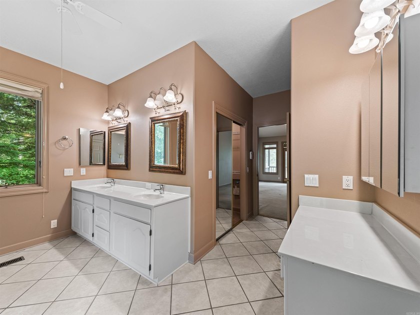 Golf Course Living with Premium Views, Storage &amp; Upgrades - photo 33