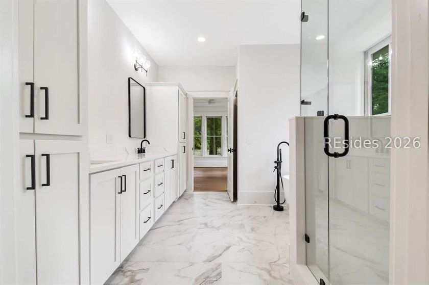 At 10 Oldfield Village Road, a new Lowcountry Lifestyle begins - photo 33