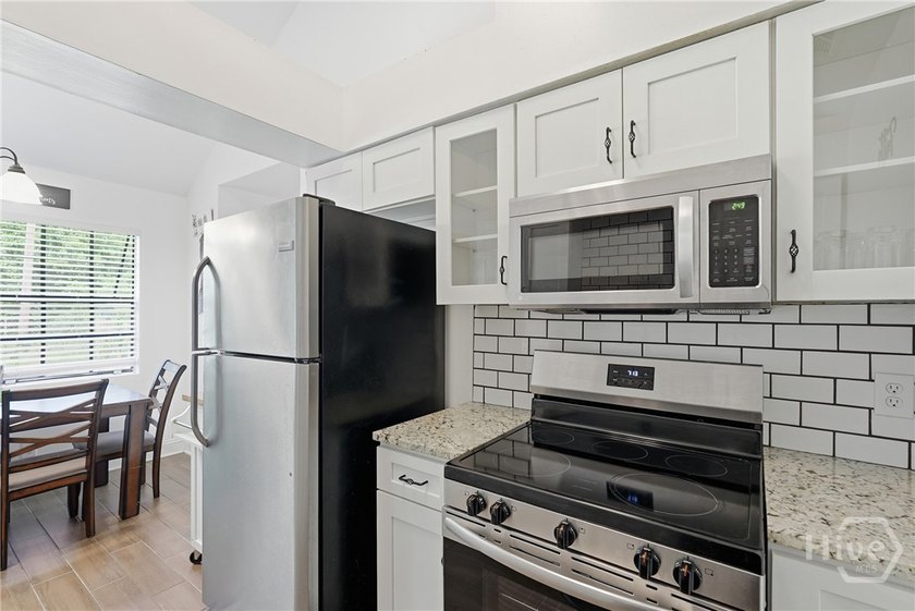 Welcome to 126 S Robinhood Drive, a charming 3-bedroom, 2-bath - photo 9