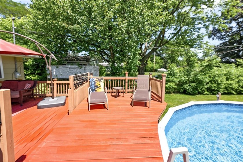 Beautifully maintained 3-bedroom, 1.5-bath ranch ready for its - photo 14