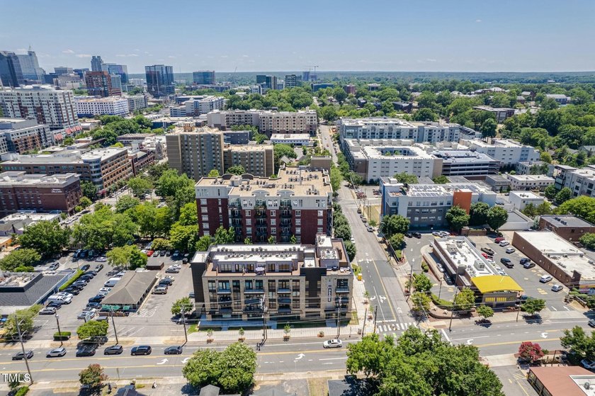 Nice Condominium unit In great location in Down Town Raleigh - photo 27