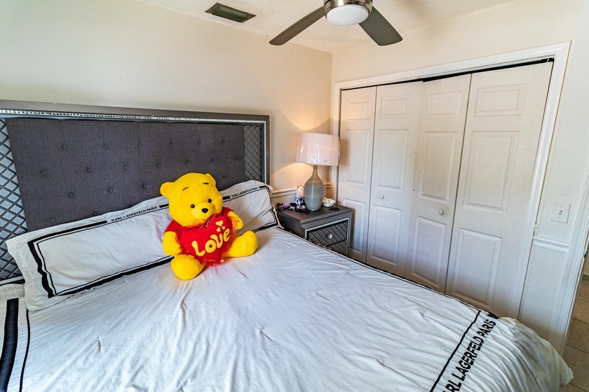Charming Home with Attached Studio in Vibrant West Palm Beach - photo 12