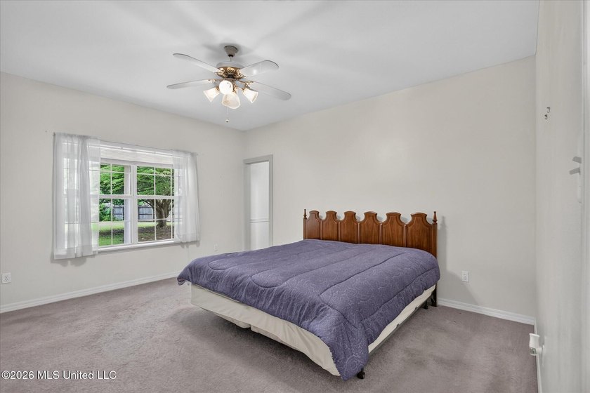 Situated on approximately 0.55 acres in the heart of Diamondhead - photo 20