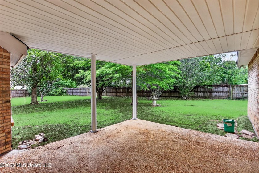 Situated on approximately 0.55 acres in the heart of Diamondhead - photo 27