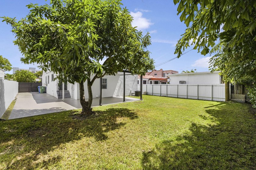 BRING YOUR BEST OFFERS. MOTIVATED SELLER! 3Br + Den(can be used - photo 32