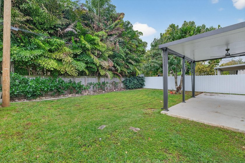 BRING YOUR BEST OFFERS. MOTIVATED SELLER! 3Br + Den(can be used - photo 34