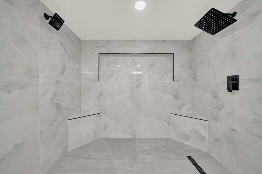Enjoy effortless living in this beautifully updated 2 bedroom, 2 - photo 19