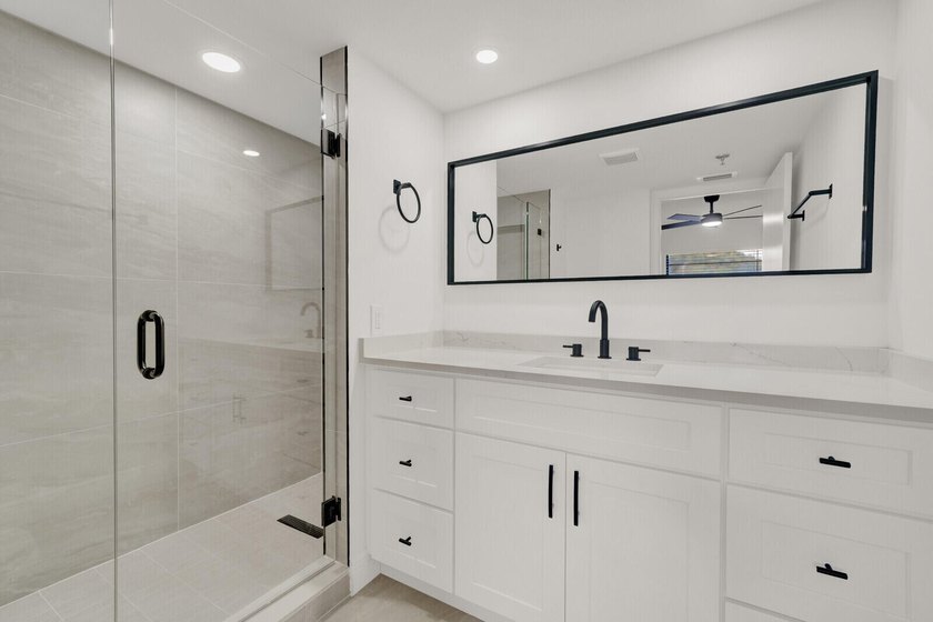 Enjoy effortless living in this beautifully updated 2 bedroom, 2 - photo 22