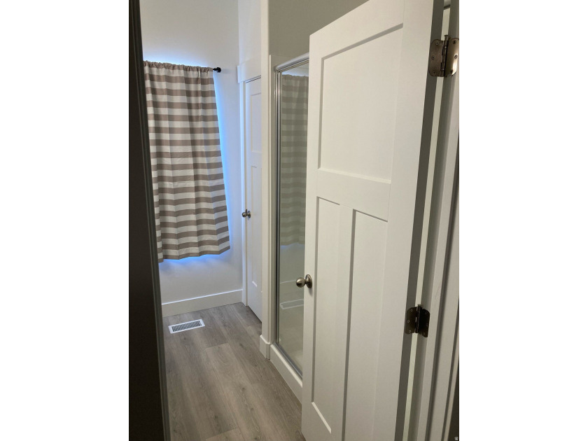Short term rental approved home, For Sale! Home to be sold with - photo 22