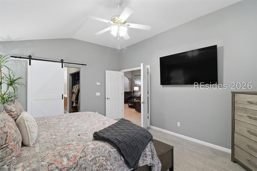 Welcome to this beautifully maintained one-story, 3-bedroom - photo 29