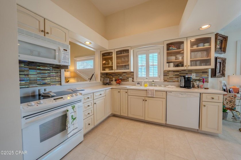 Absolutely gorgeous, 2BR/2BA at Marina Club Village-with direct - photo 31