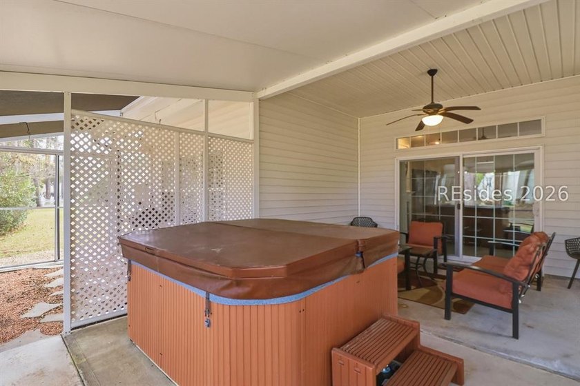 Welcome to this beautifully maintained one-story, 3-bedroom - photo 34