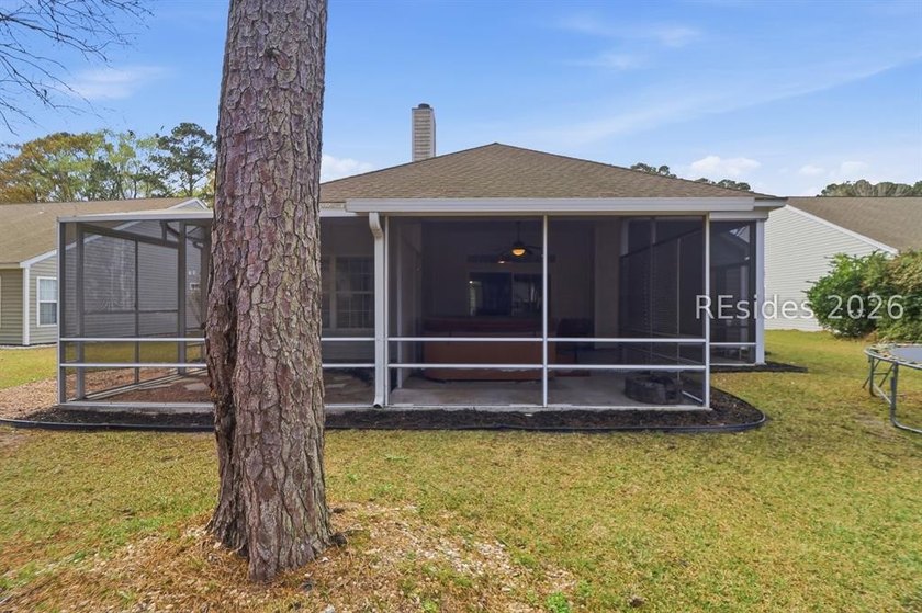 Welcome to this beautifully maintained one-story, 3-bedroom - photo 38