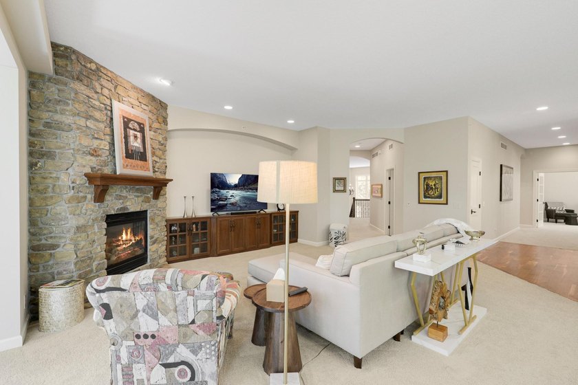 Live simply without sacrificing luxury in this supremely located - photo 11