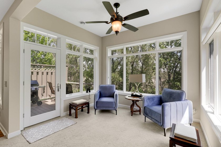 Live simply without sacrificing luxury in this supremely located - photo 15