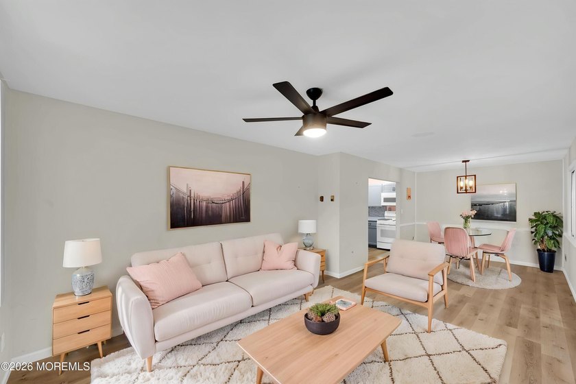 This charming one-bedroom, one-bath residence offers a spacious - photo 11