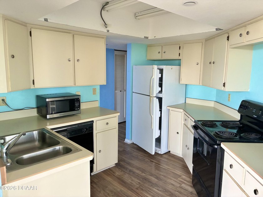 OWNER FINANCING AVAILABLE! Seize the opportunity to own this - photo 13