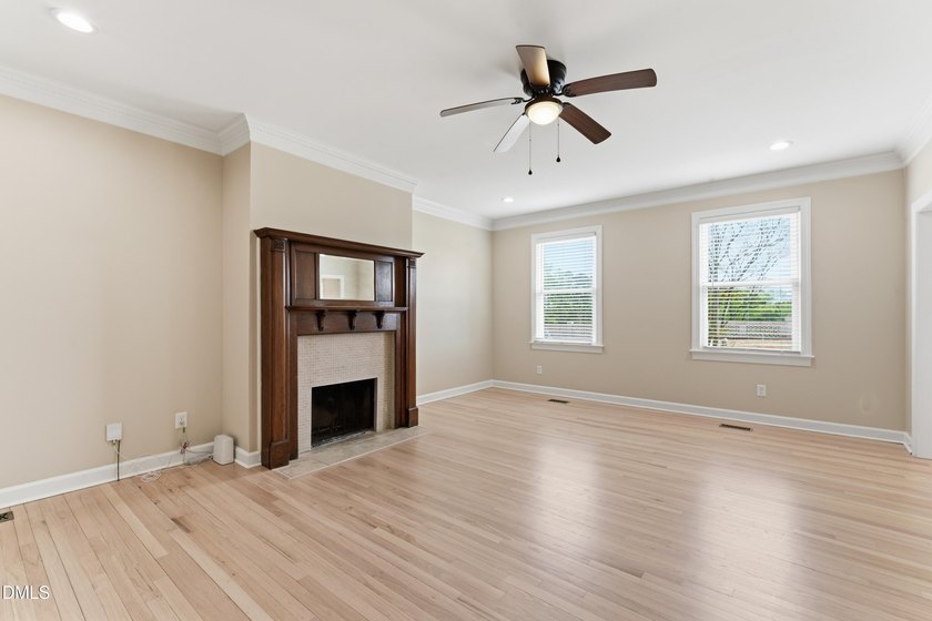 Welcome to this beautifully updated and spacious Colonial home - photo 5