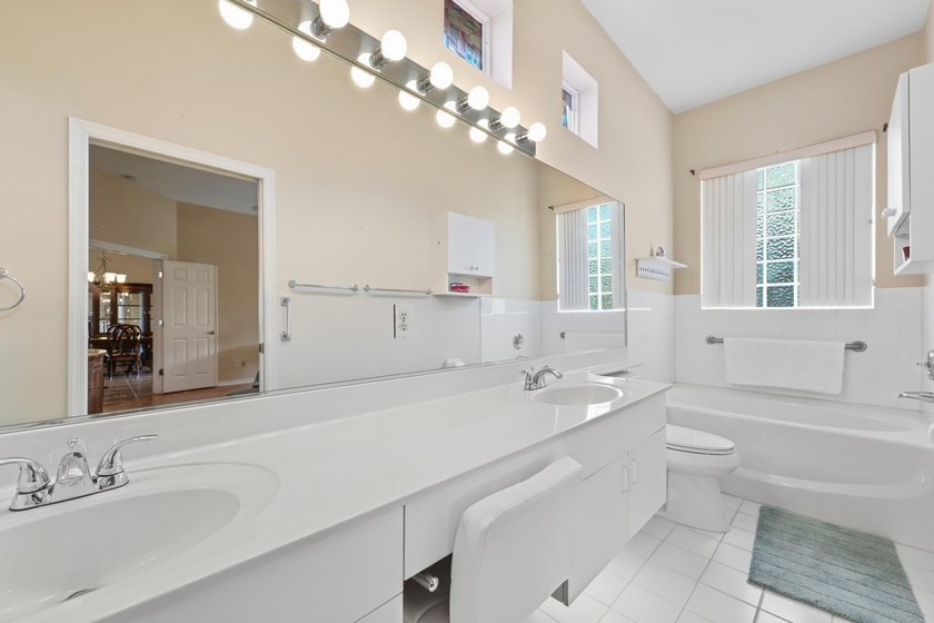 Welcoming double-door entry and open layout Bright kitchen - photo 16