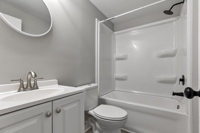 Completely Renovated Home on your owned 1/2 Acre lot with No HOA - photo 32