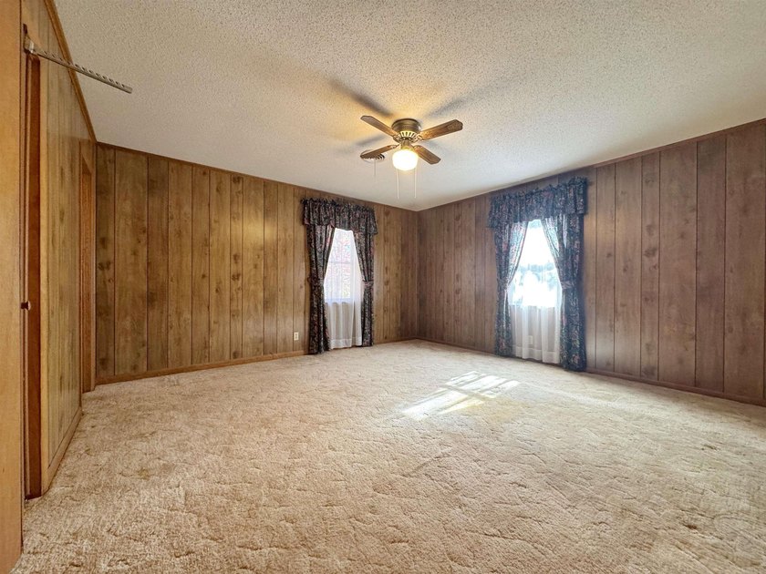 HUGE price drop, Ready to sell quick! Home will be sold as is - photo 22