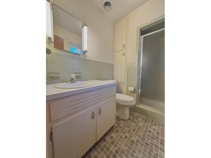 HUGE price drop, Ready to sell quick! Home will be sold as is - photo 23