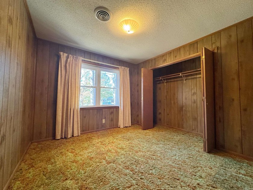 HUGE price drop, Ready to sell quick! Home will be sold as is - photo 24