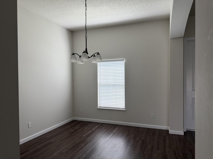 **Seller will contribute $10k towards closing costs or interest - photo 7