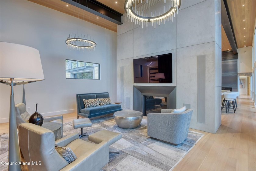 This modern masterpiece provides exceptional privacy within a - photo 8