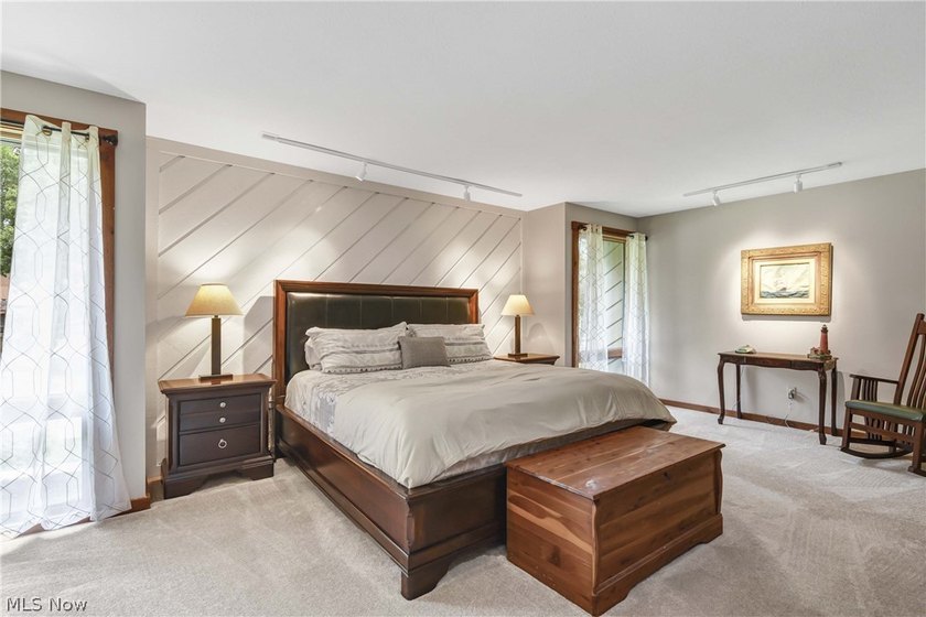 Beautiful contemporary home nestled in desirable Huntingwood - photo 24