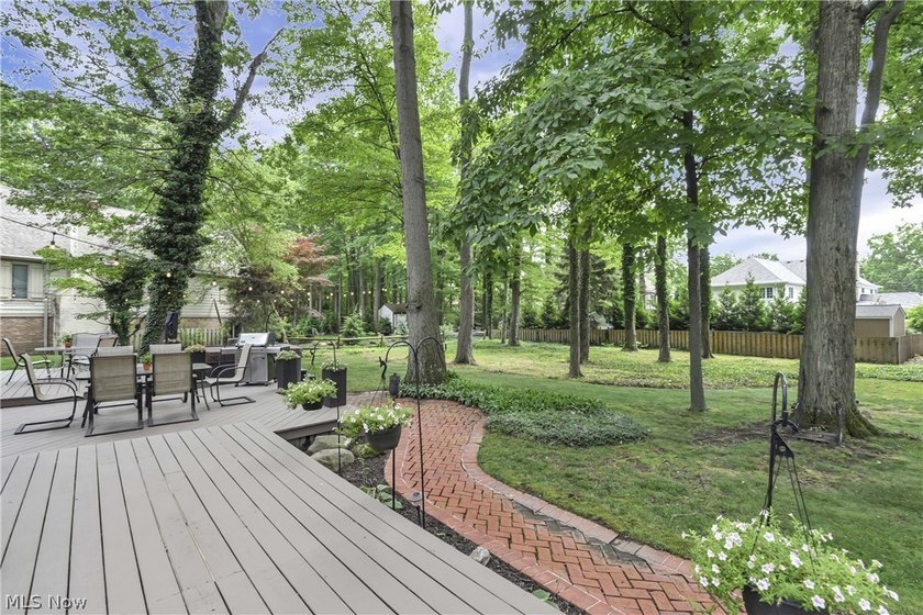 Beautiful contemporary home nestled in desirable Huntingwood - photo 42