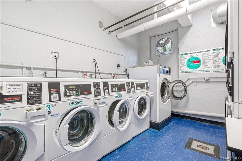 Affordable &amp; Pet-Friendly Forest Hills Coop with Easy Street - photo 22