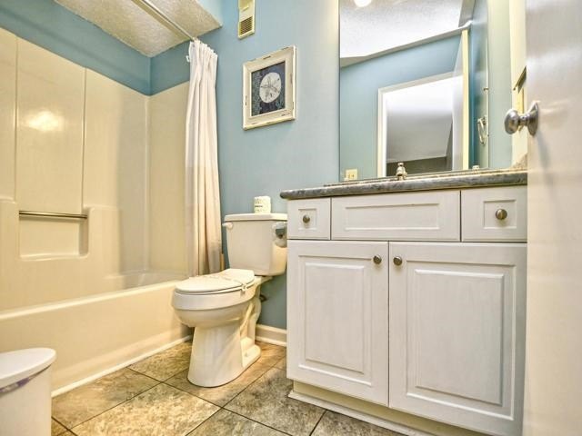 Luxury condo lifestyle at its finest, immaculate two bedroom - photo 21