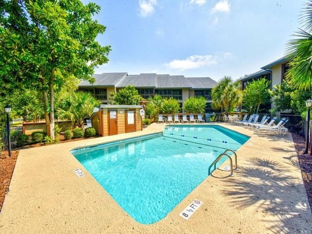 Luxury condo lifestyle at its finest, immaculate two bedroom - photo 31
