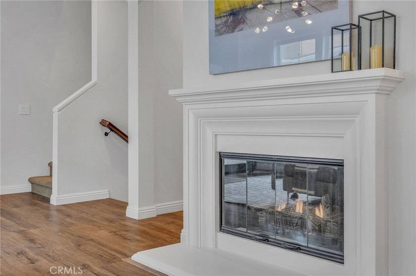 Inviting townhome in the gated Village on Oak community. Walk to - photo 7