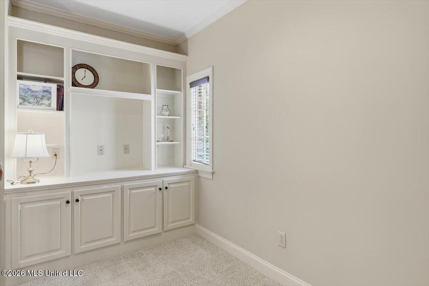 Welcome to this beautiful French Acadian home in the prestigious - photo 24