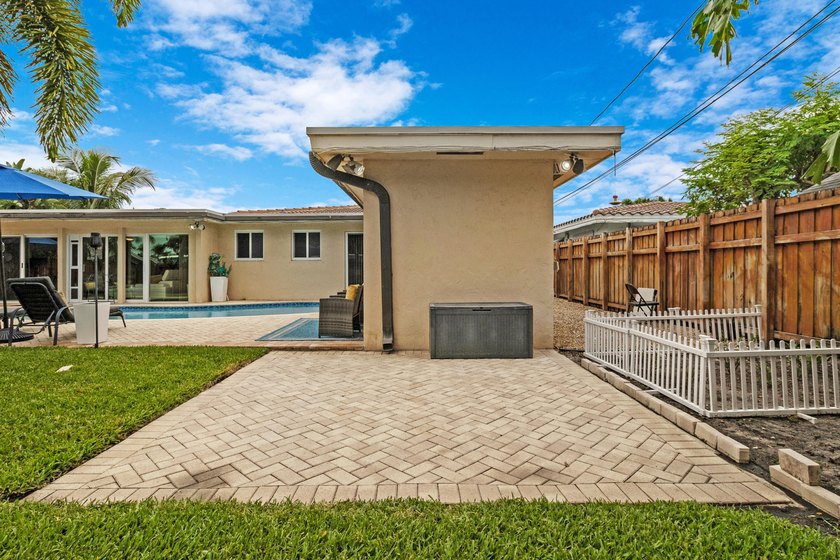 Discover this beautifully maintained 3-bedroom, 2-bath pool home - photo 33