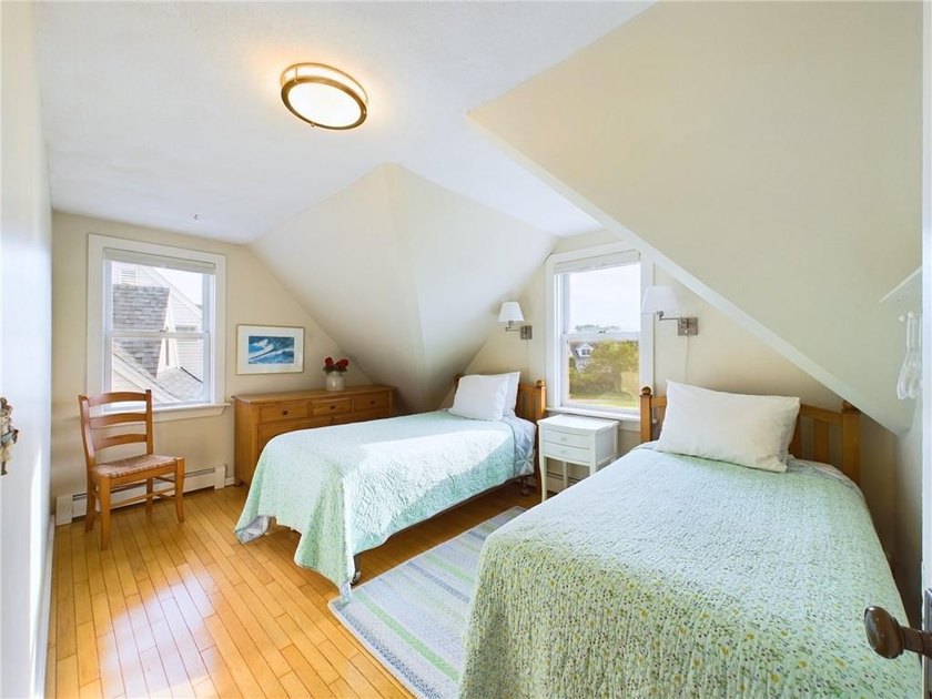 Welcome to 1087 Lakeside Drive - an exceptional retreat offering - photo 20