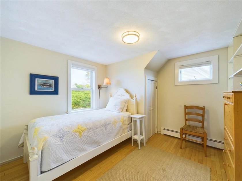 Welcome to 1087 Lakeside Drive - an exceptional retreat offering - photo 22