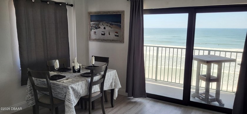 Newly Remodeled Oceanfront Condo This direct oceanfront - photo 17