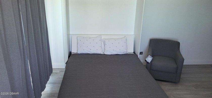 Newly Remodeled Oceanfront Condo This direct oceanfront - photo 19