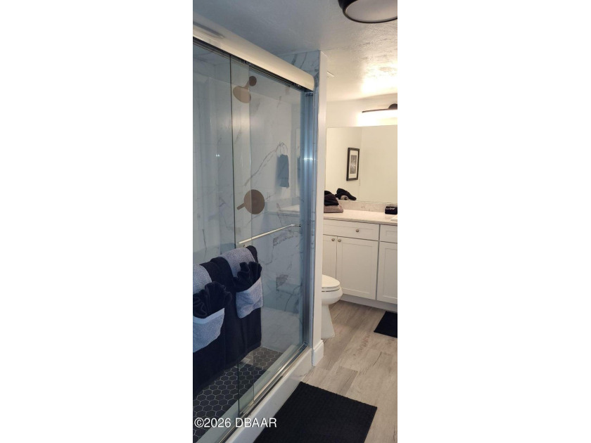 Newly Remodeled Oceanfront Condo This direct oceanfront - photo 30